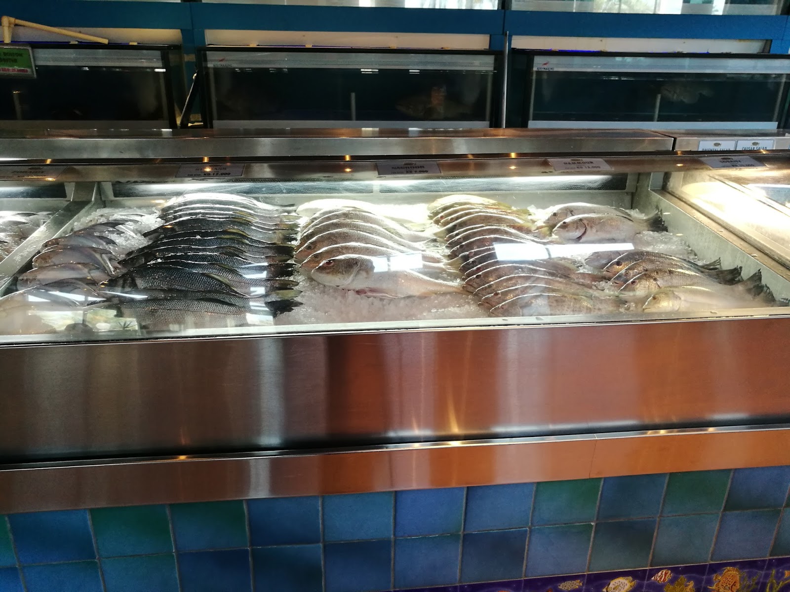 Review Fish Market ATM