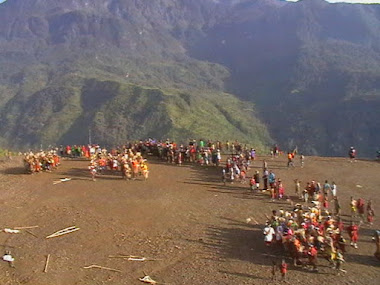 SEPANJANG LAPANGAN PAMEK