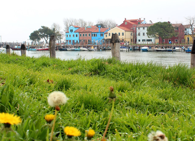 Qué ver en Burano, Casas de colores en Burano. Vistas de Burano desde Mazzorbo