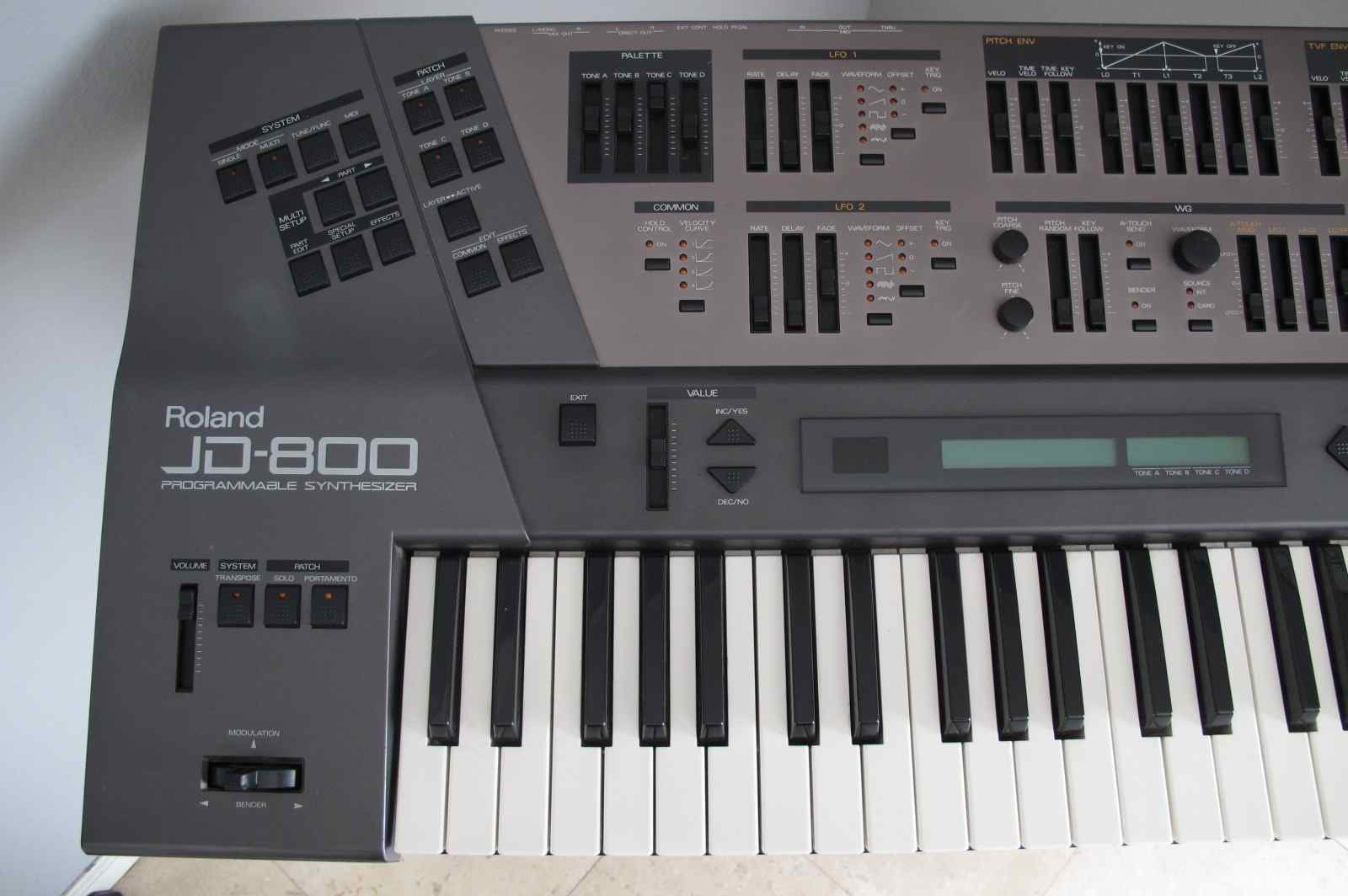 MATRIXSYNTH Roland JD800 Synthesizer with Accordion Sound Cards