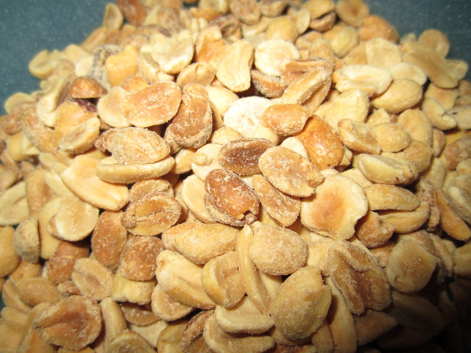 Carp Fishing Lifestyle How to prepare peanuts for carp fishing video