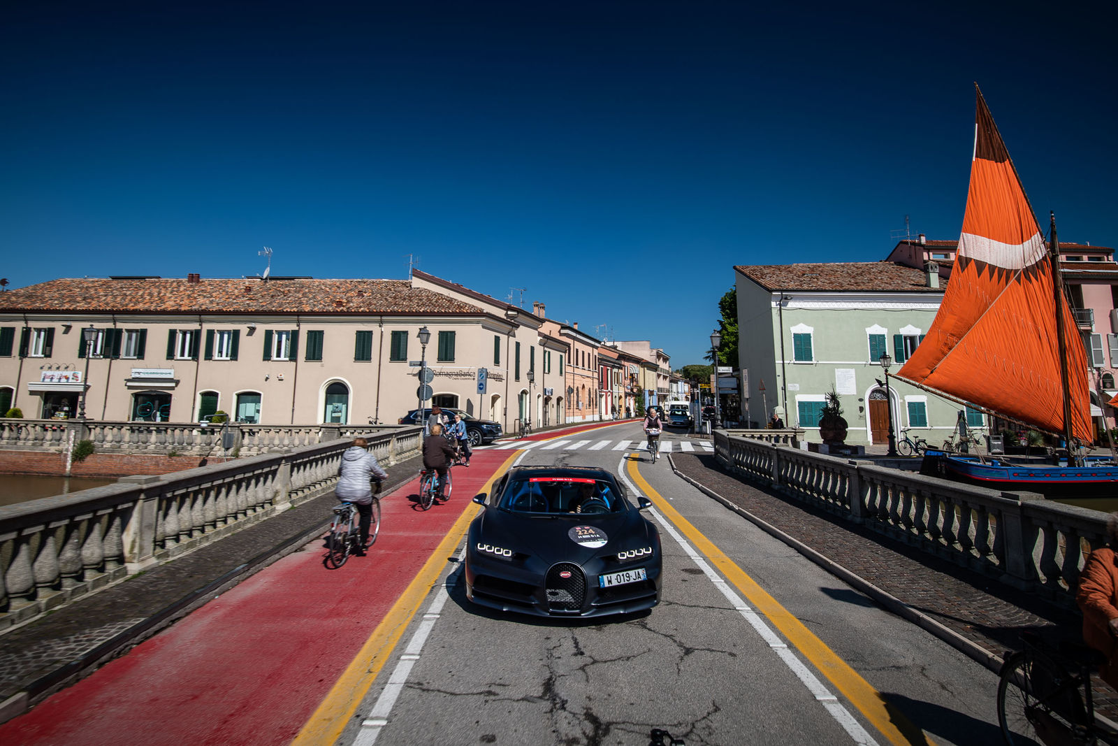 Mille Miglia Tag 2 Wir Begleiten Die Legendaren Fahrzeuge Von