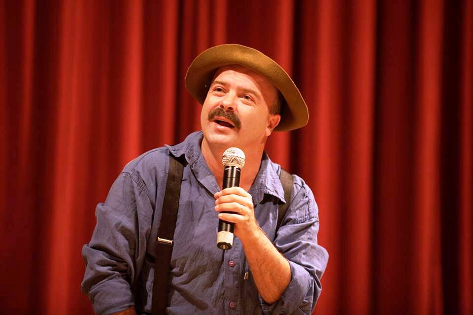 Teatro Guaíra recebe neste sábado o cantor uruguaio Jorge Drexler - Massa  News