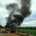 Ônibus escolar pega fogo em Ribeira do Amparo - BA