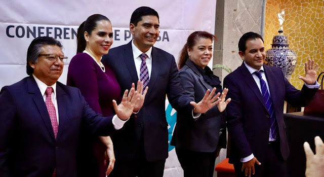 Presentan el equipo plural parlamentario “Somos 5, Puebla nos Mueve”