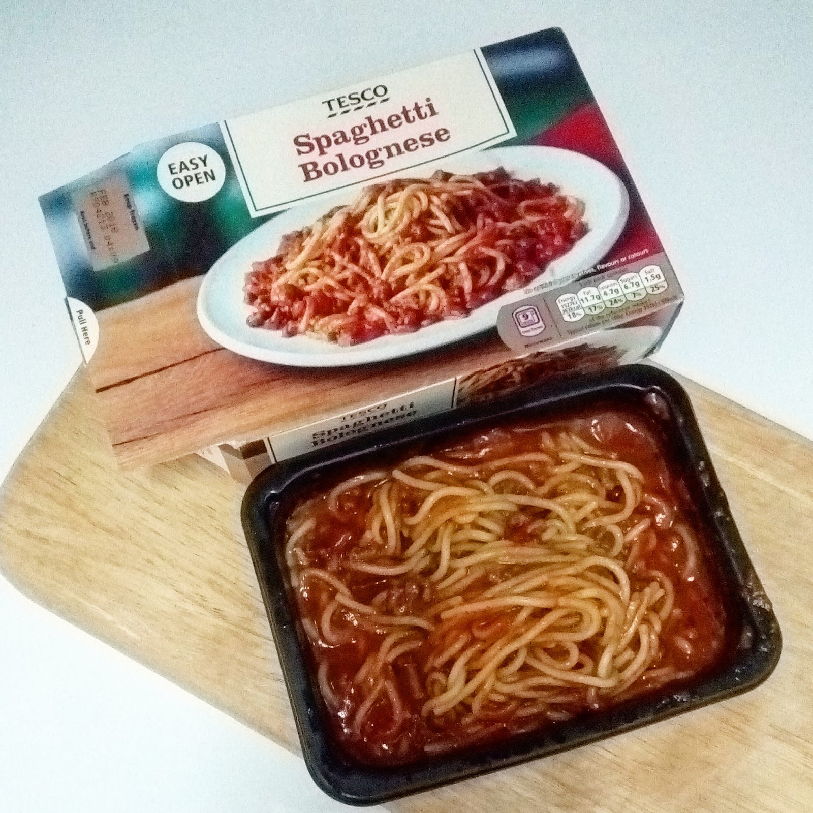 Supersupergirl's Food Reviews TESCO Spaghetti bolognese
