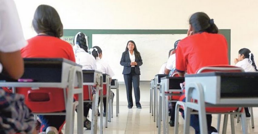 CURRÍCULO NACIONAL: Vocal dejó al voto su posición sobre continuidad del enfoque de género CURRÍCULO NACIONAL: Vocal dejó al voto su posición sobre continuidad del enfoque de género