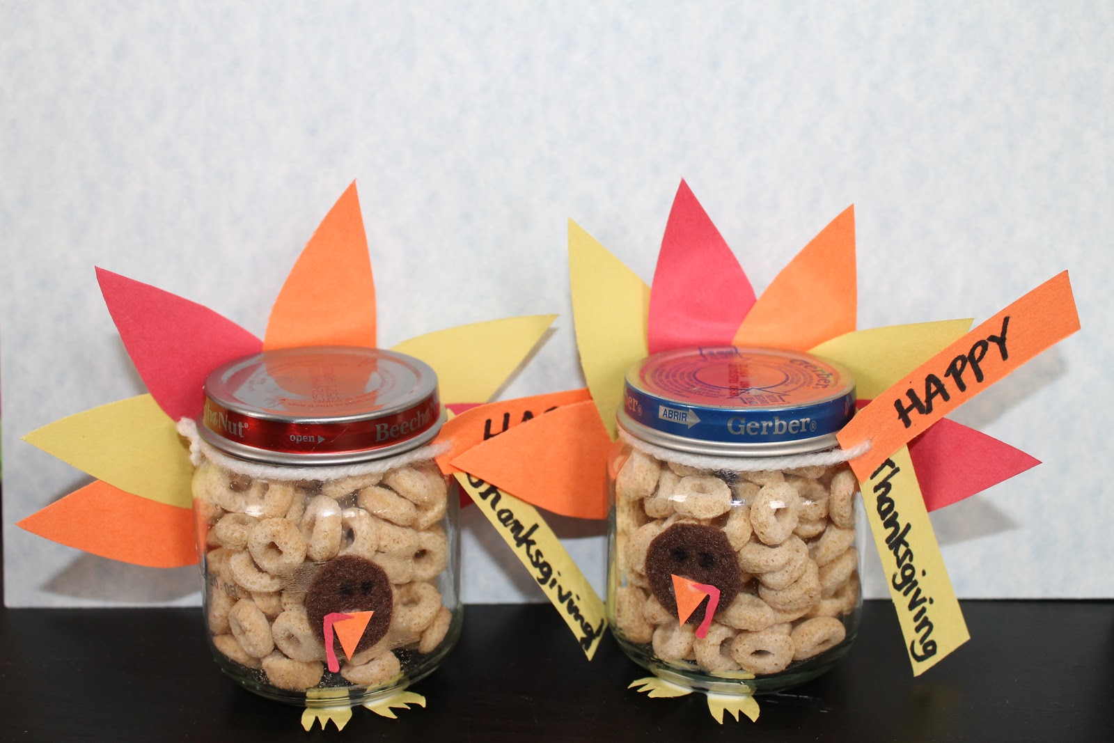 Kristen's Creative Corner: Baby Food Jar Turkeys