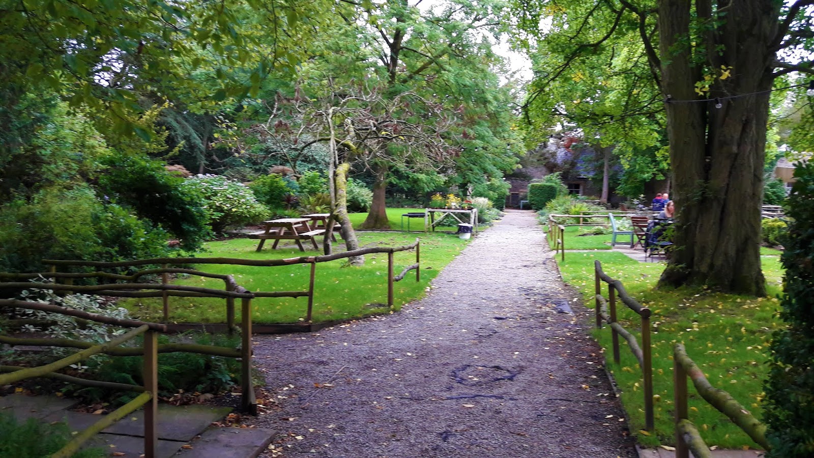 Apple Store Cafe Wyresdale Park Snowhill Lane Scorton 22nd August 2018