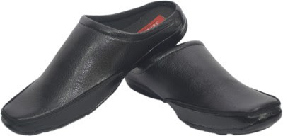 Strive Back Open Sandals Just for 845/- Only