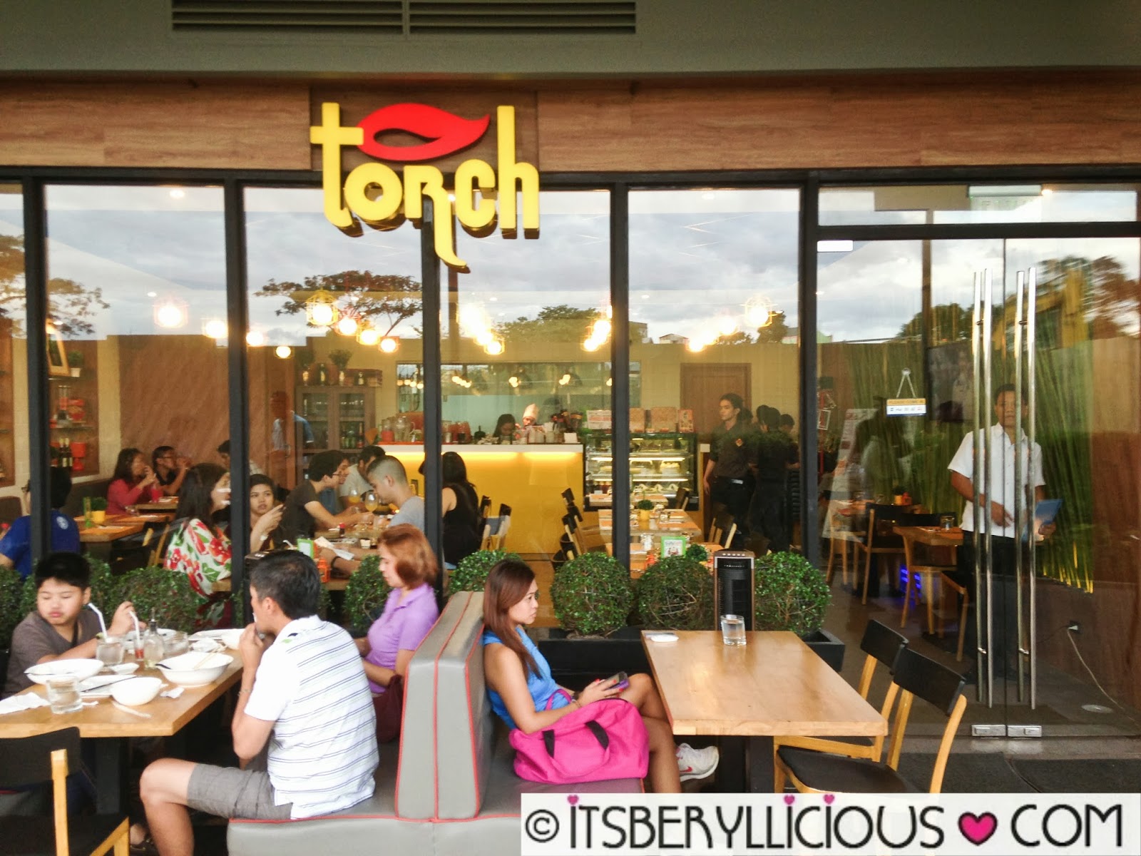 Where to Eat in UP Town Center Restaurants and Food Destinations