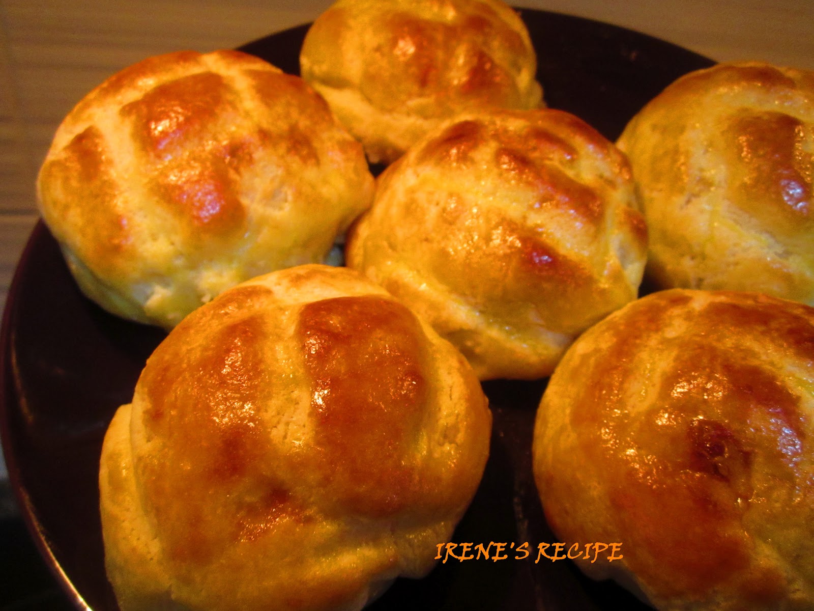 Irene's Recipe: Pineapple Bun - Polo Bread