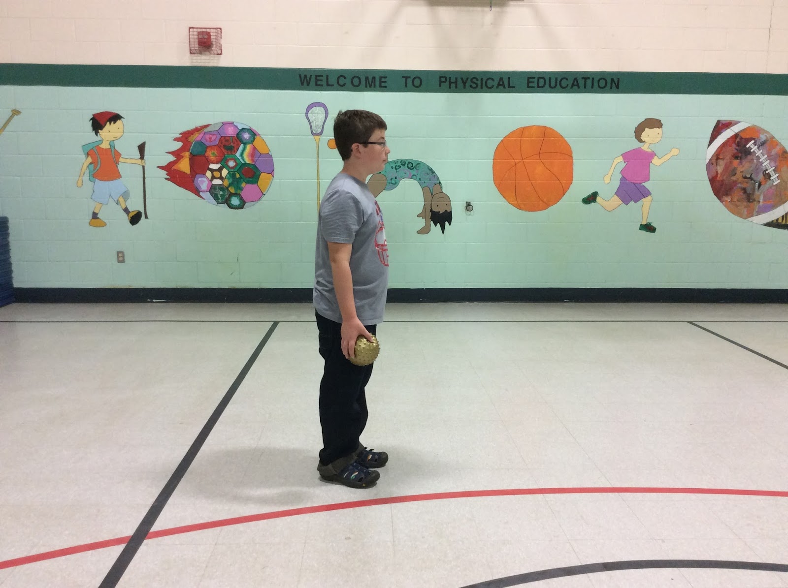 Mr. Godfrey's Blog This week we are working on our Underhand Throwing
