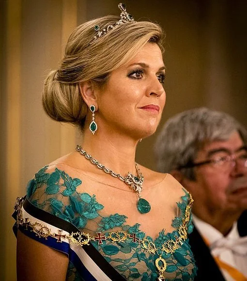 Queen Maxima wore her dress from Dutch fashion designer Jan Taminiau. Diamon Tiara, Diamond Necklace and earrings