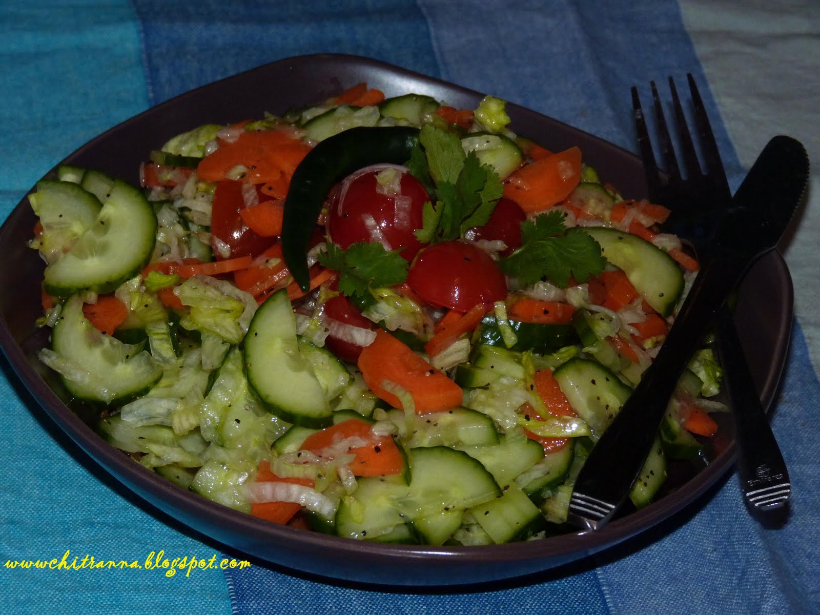 Chitranna Tri Colour Salad