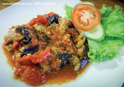 Ayam Cacah: Sensasi Kuliner Khas Lombok