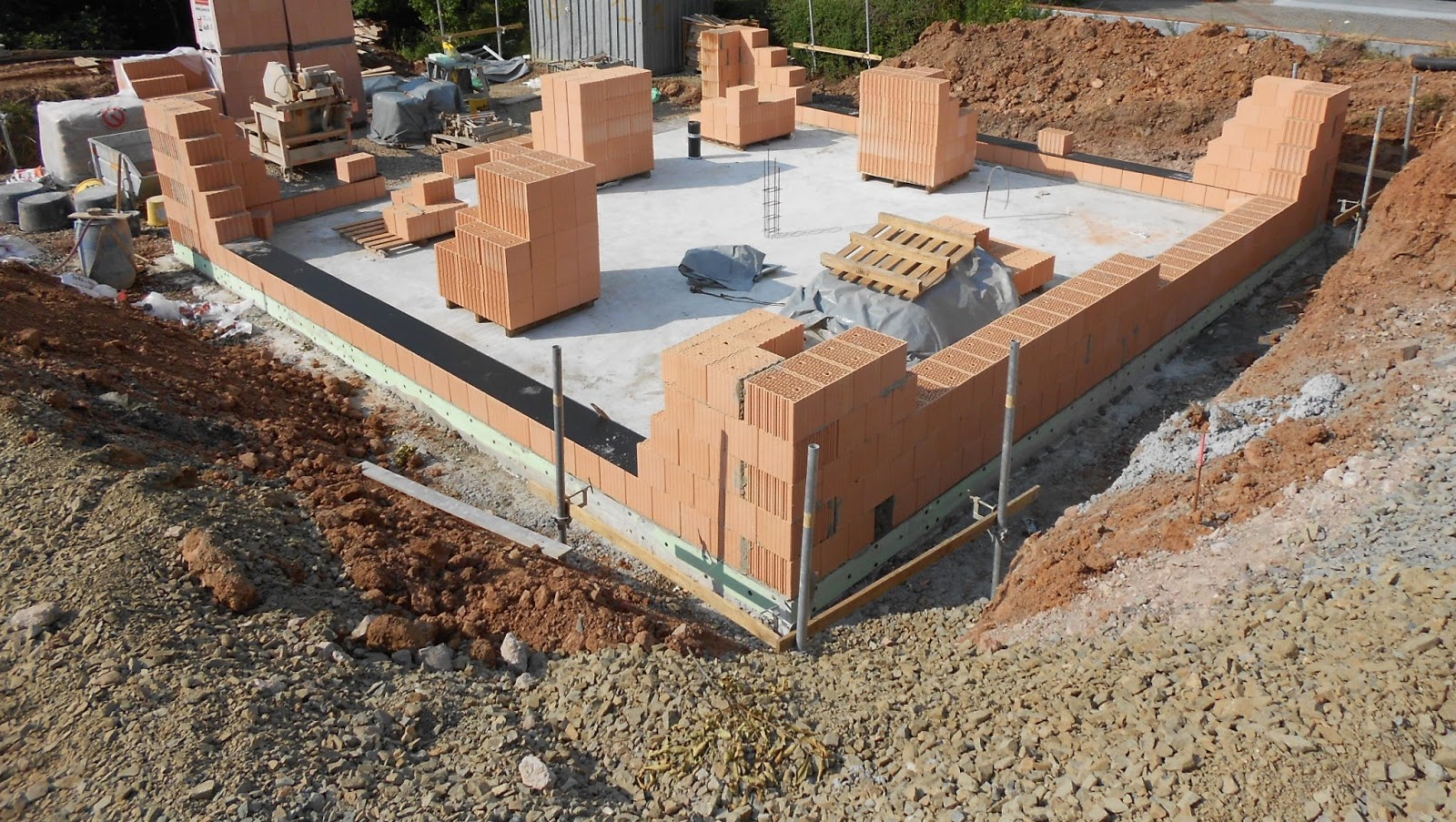 Unser Traum vom Haus: Jetzt wird gemauert