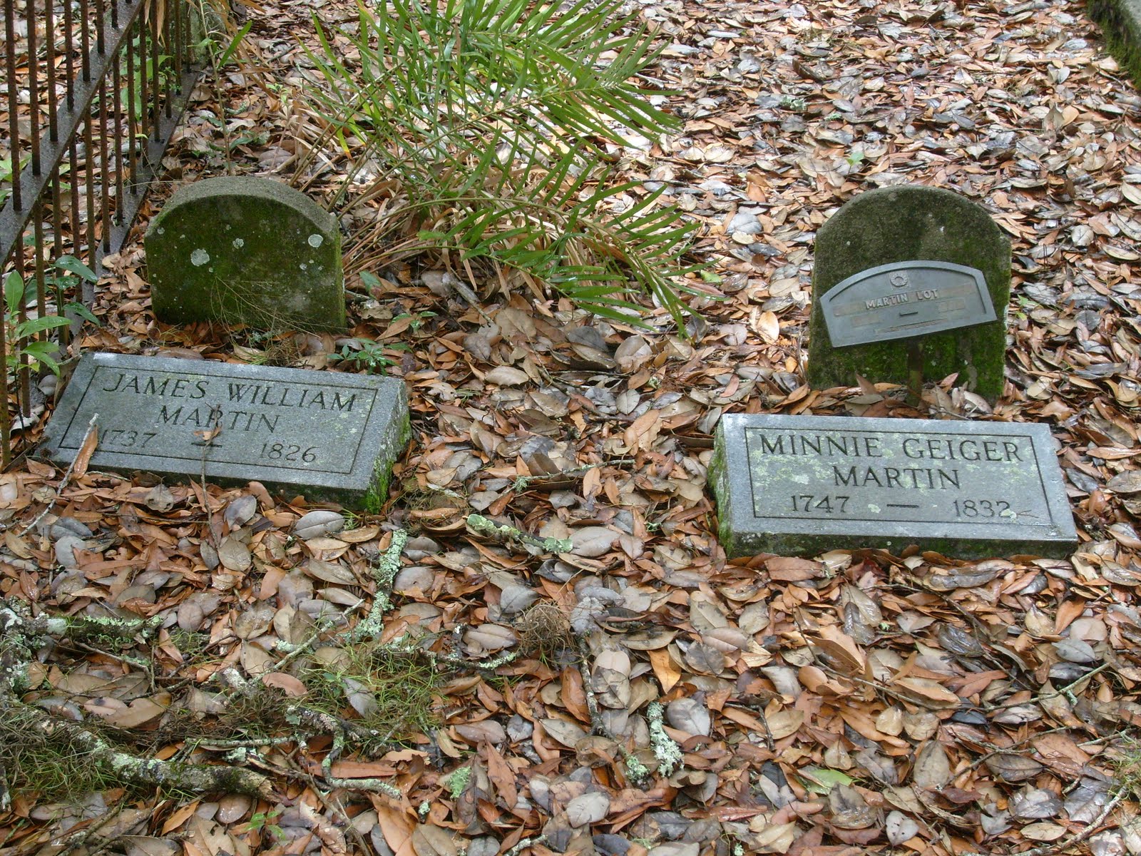 gcrabbit Oldest graves at Micanopy Cemetery