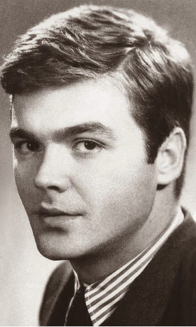 Διάσημοι που έφυγαν από AIDS ή δίνουν μάχη