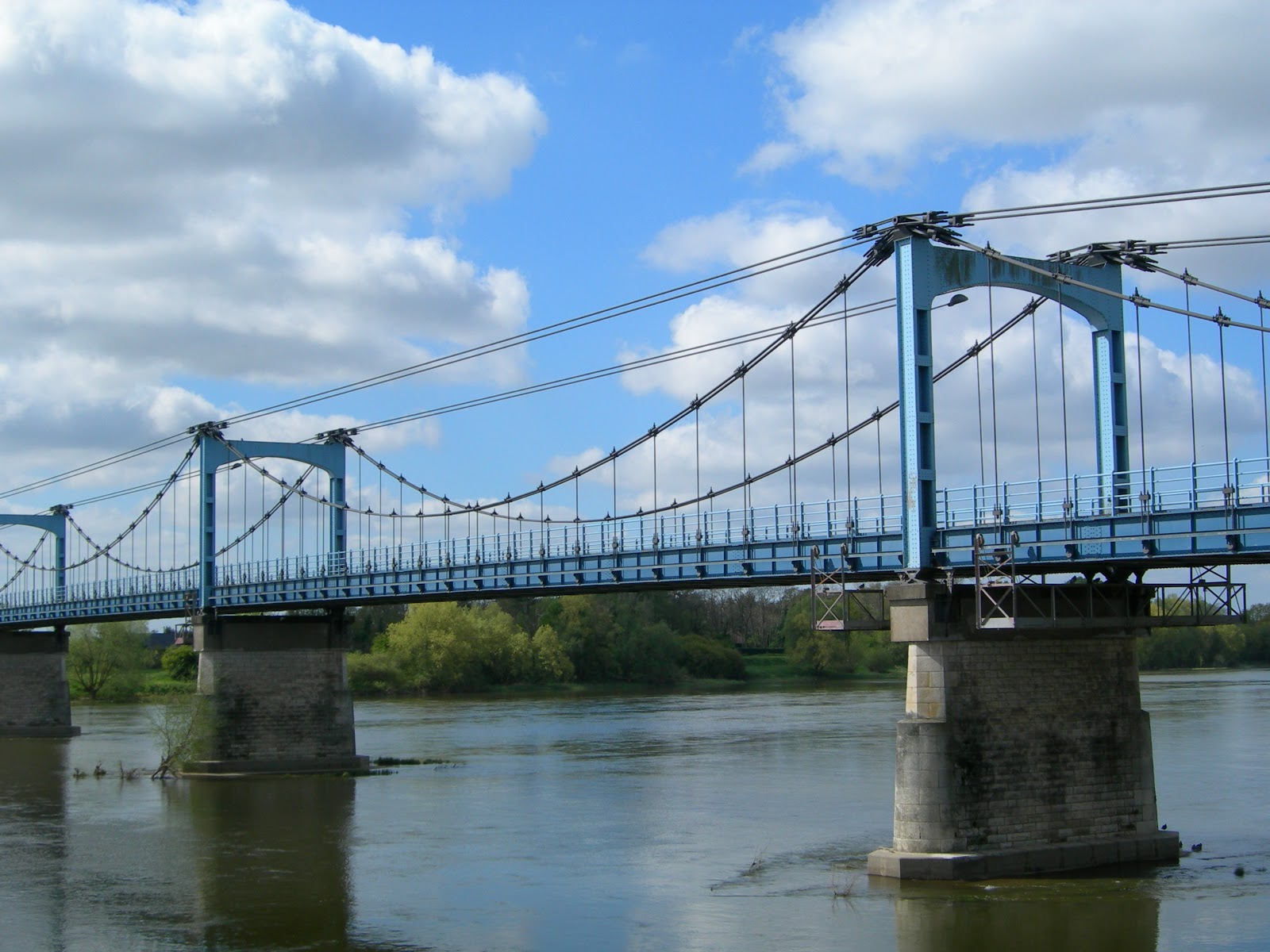 Activités scolaires et périscolaires de la GS: les ponts