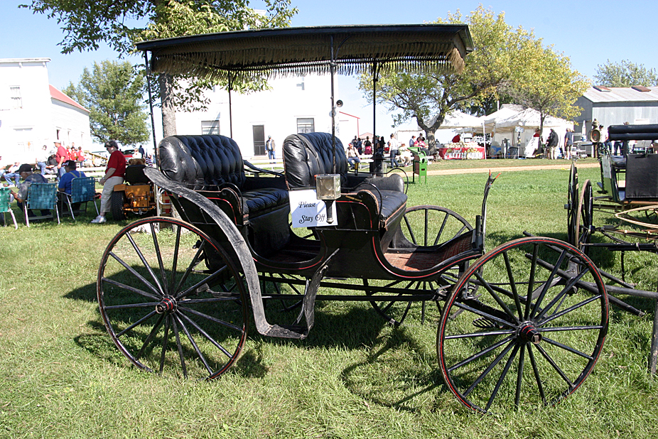 Hutchinson Herald, Menno, South Dakota Oct. 1, 2015 Menno Pioneer