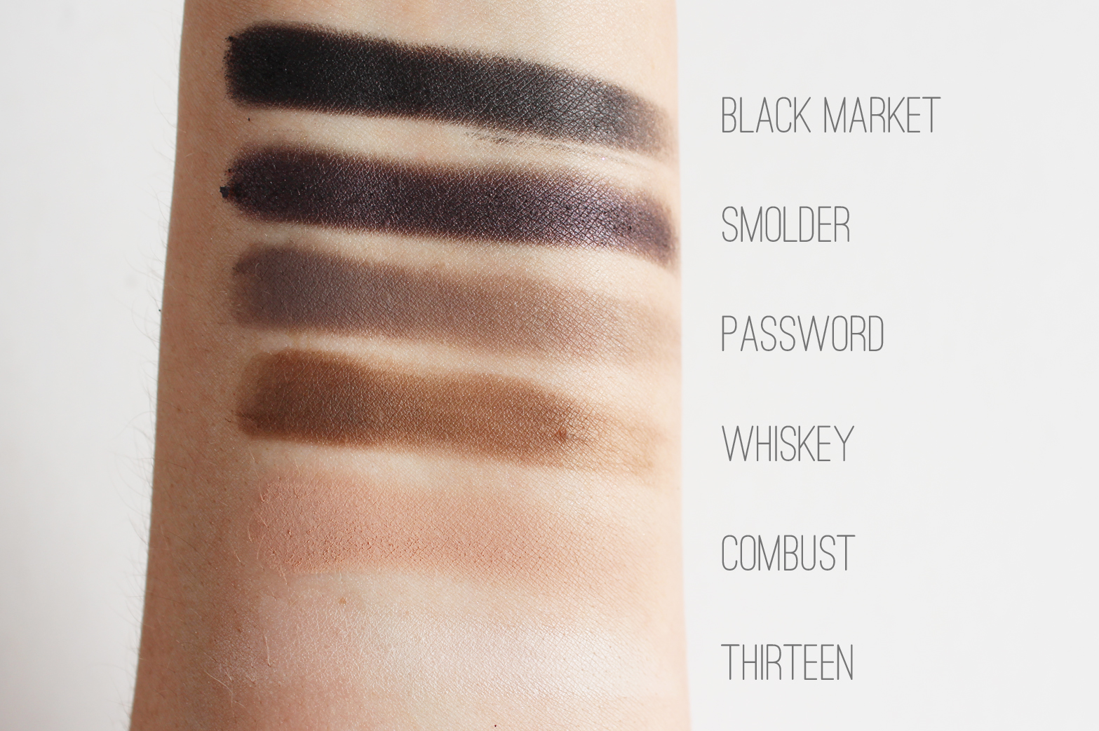 URBAN DECAY | Naked Smoky Palette - Review + Swatches - CassandraMyee