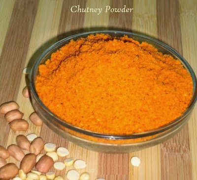 chutney powder in a bowl