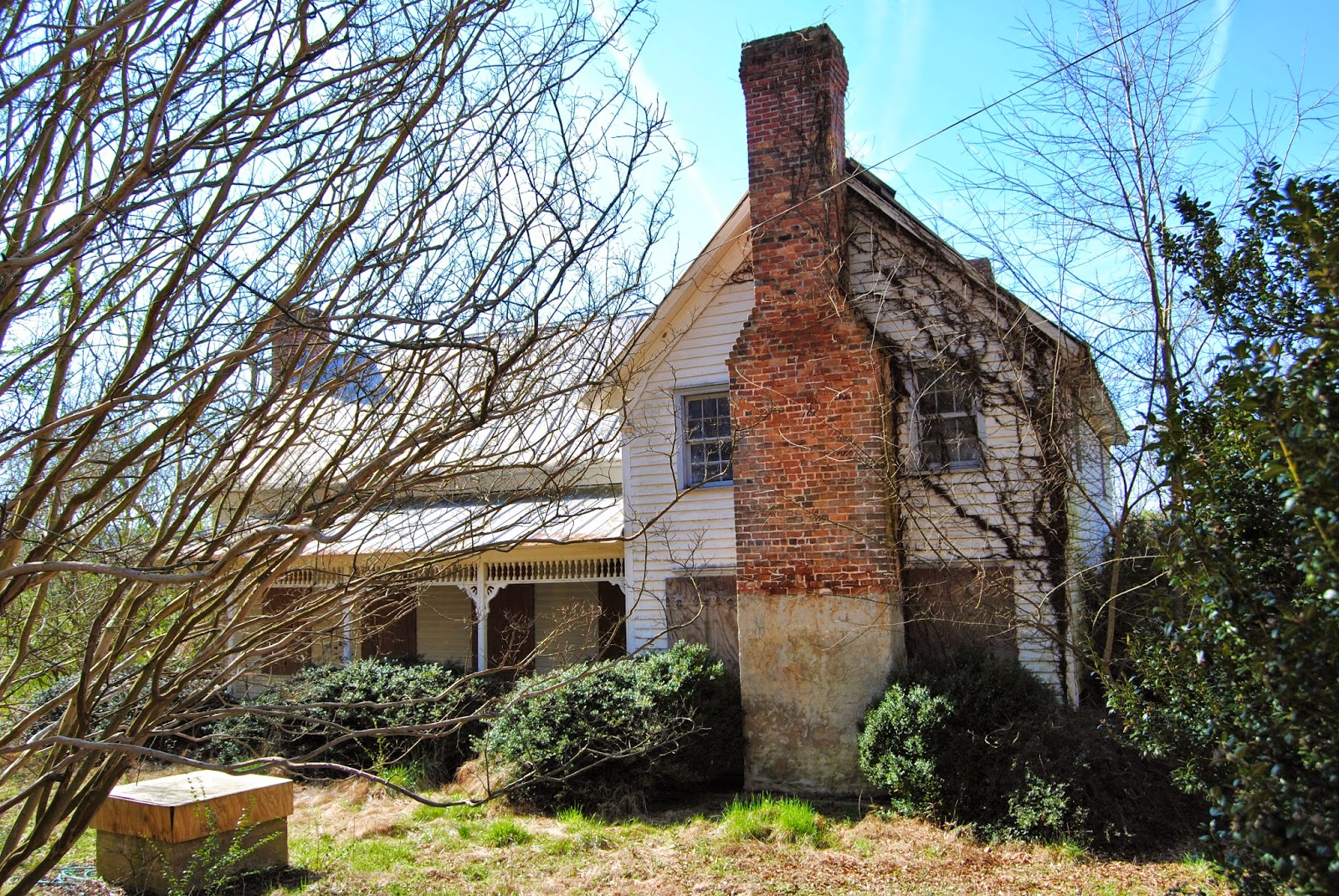 Remnants of Southern Architecture Etowah River Farmhouse, c. 1920