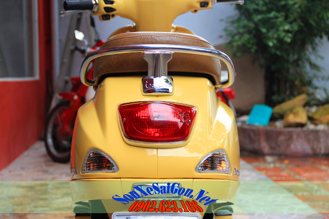 Sơn xe Vespa LX màu vàng zin cực đẹp Sơn xe Vespa LX màu vàng zin cực đẹp