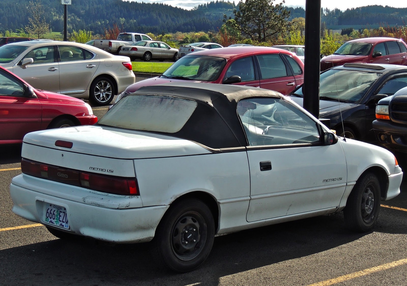 Insomniac Garage Wal Mart Parking Lot Find Circa 1992 Geo Metro Wal Mart Parking Lot Find Circa 1992 Geo Metro Lsi Convertible