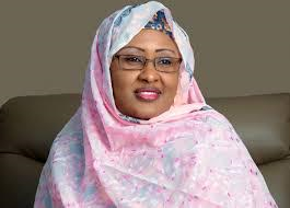 2i Aisha Buhari Commissions Mobile Clinic to provide medical services in remote areas