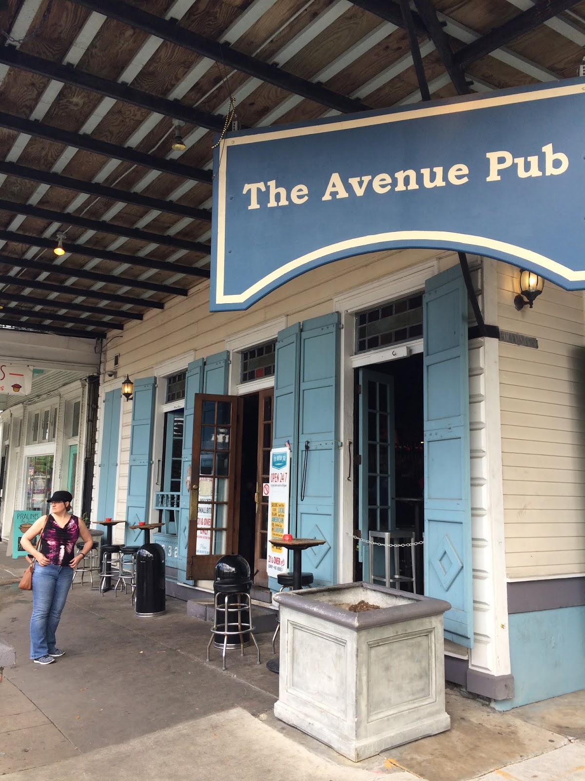 Travels of a Commoner A commoner drinks at the Avenue Pub, New Orleans