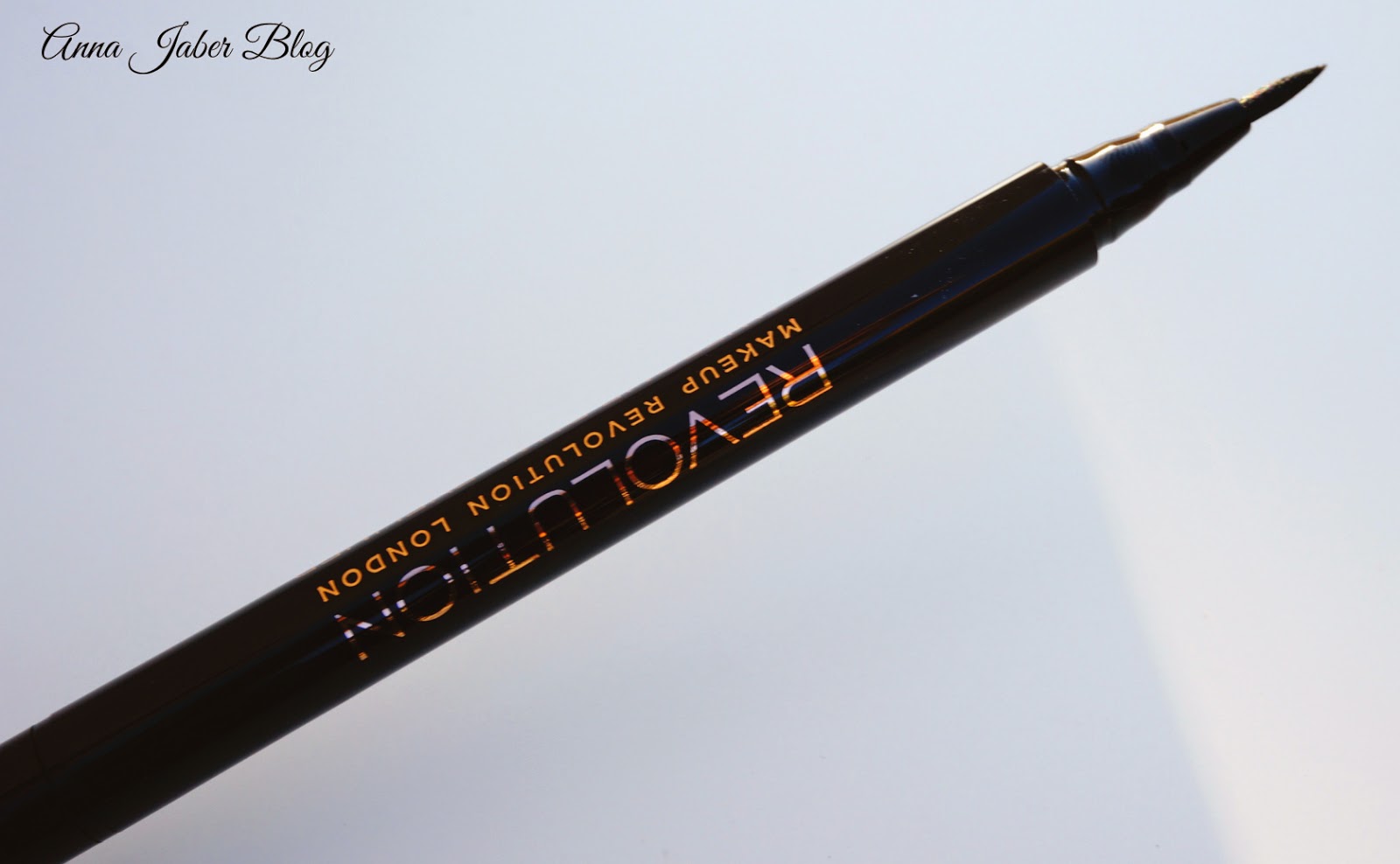 Anna Jaber Blog Makeup Revolution Awesome Felt and Kohl Eyeliner