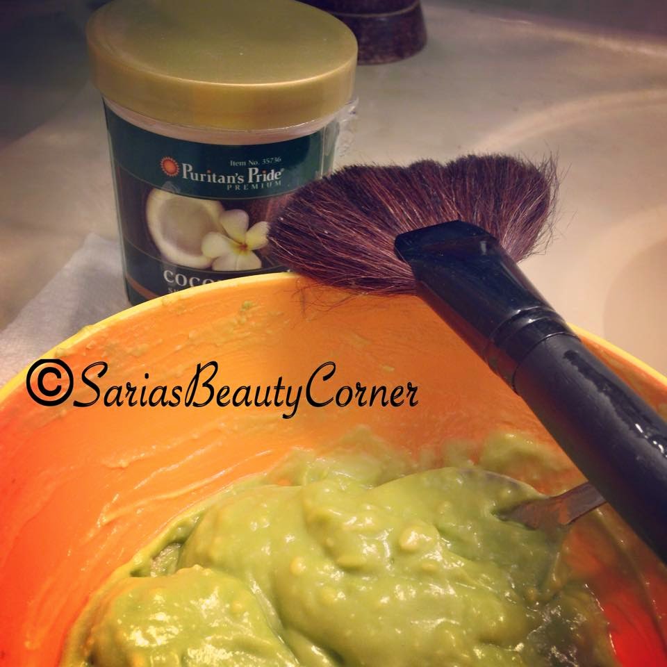 to SariasBeautyCorner Homemade Moisturizing Hair Treatment