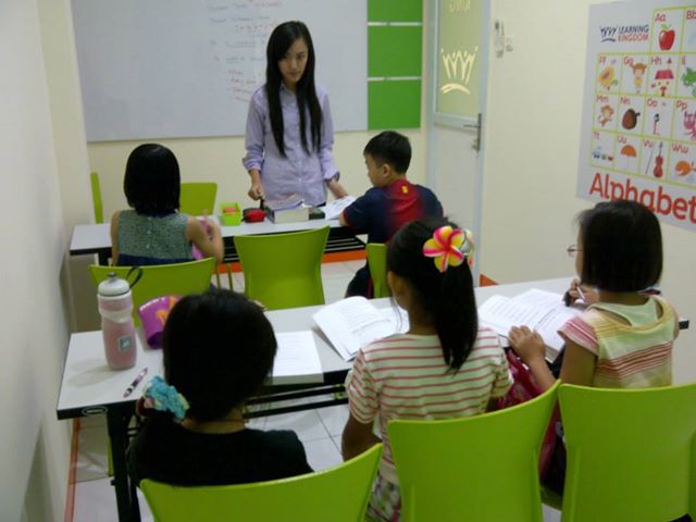 Kelebihan &amp; Kekurangan LES / BIMBEL Bimbingan Belajar