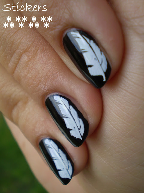 Nails, wanted!: Day 7. Black and white nails