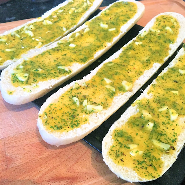 Ultimate Garlic Bread Recipe