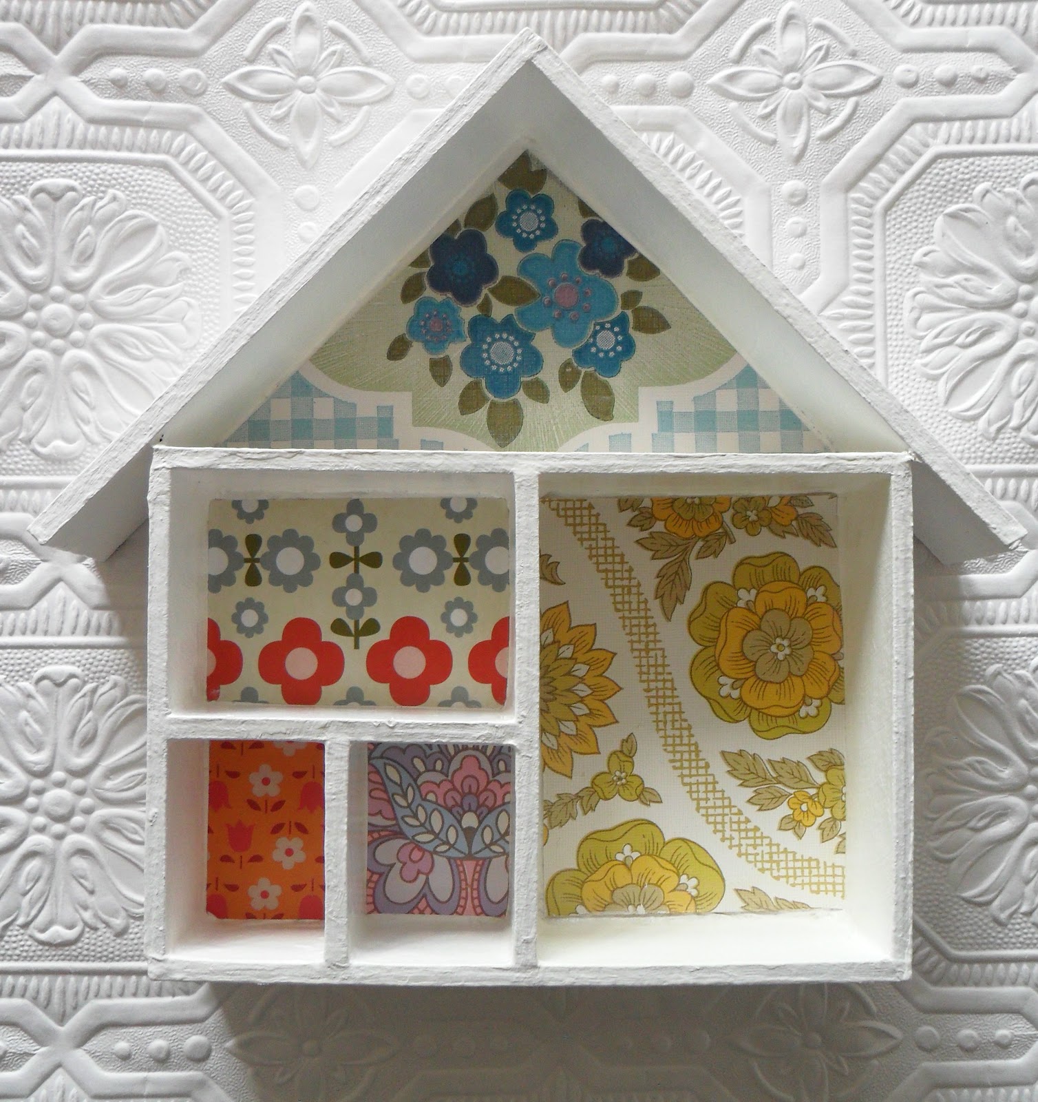 Teawagontales more things to do with vintage wallpapers...