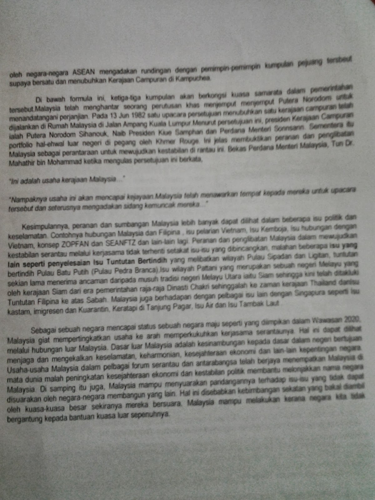 Contoh skema jawapan Sejarah Kertas 3 SPM 2013 / Contoh 