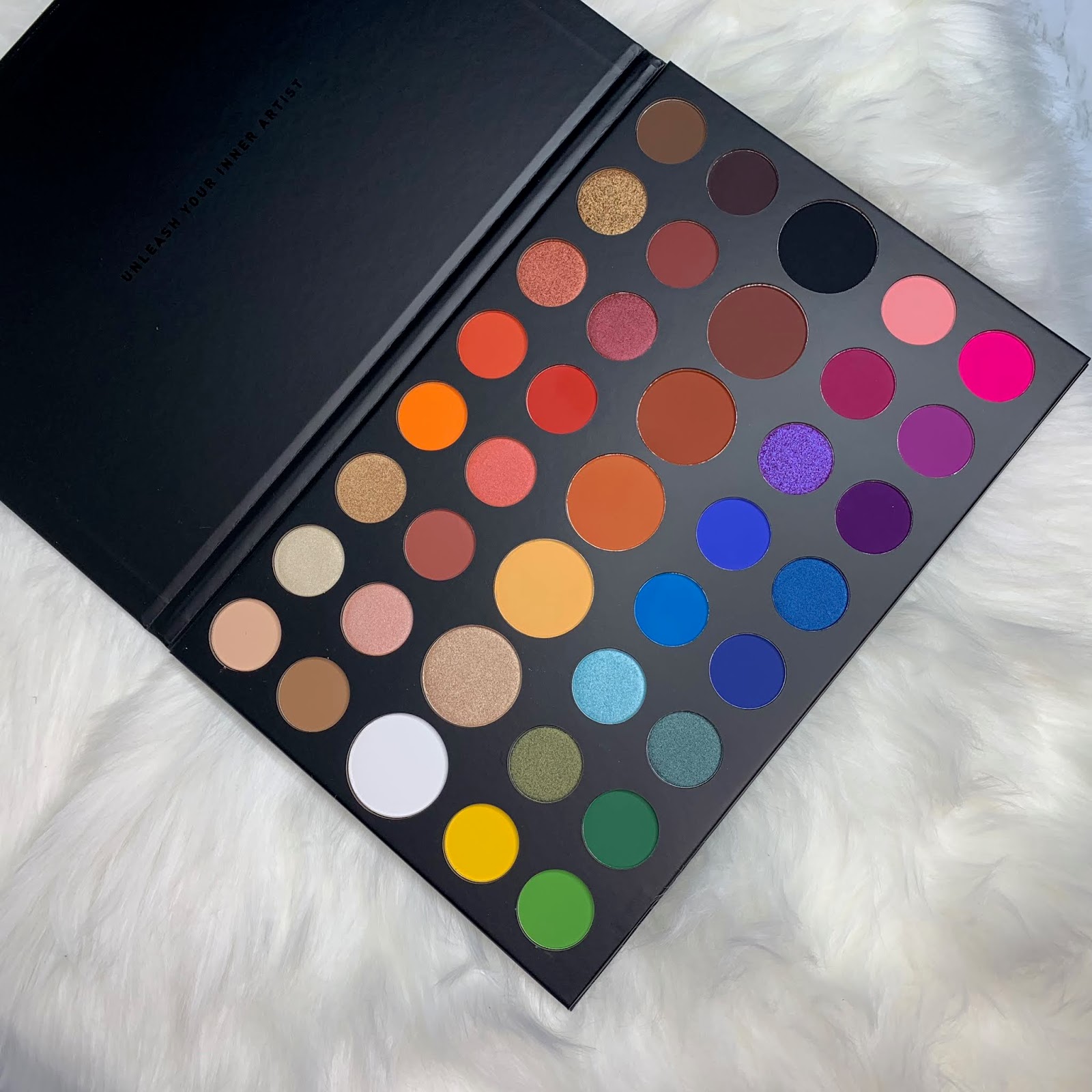 MORPHE THE JAMES CHARLES PALETTE - Brand new in box