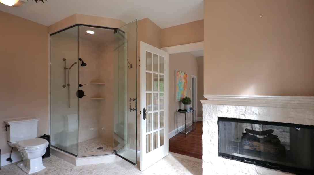 Tour 55 Orchard Dr, Greenwich Luxury Home vs. 23 Interior Design Photos