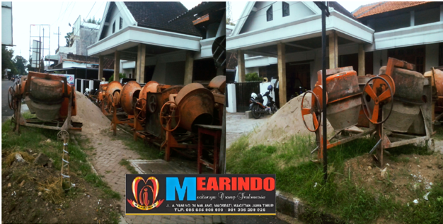 Kontraktor Gunakan Trotoar Simpan Alat Berat, Berpotensi Ganggu Pengguna Jalan