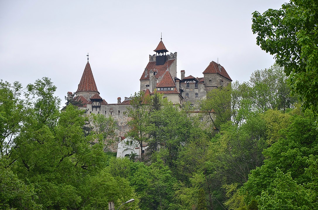 Earth Roamers Welcome To Dracula Country