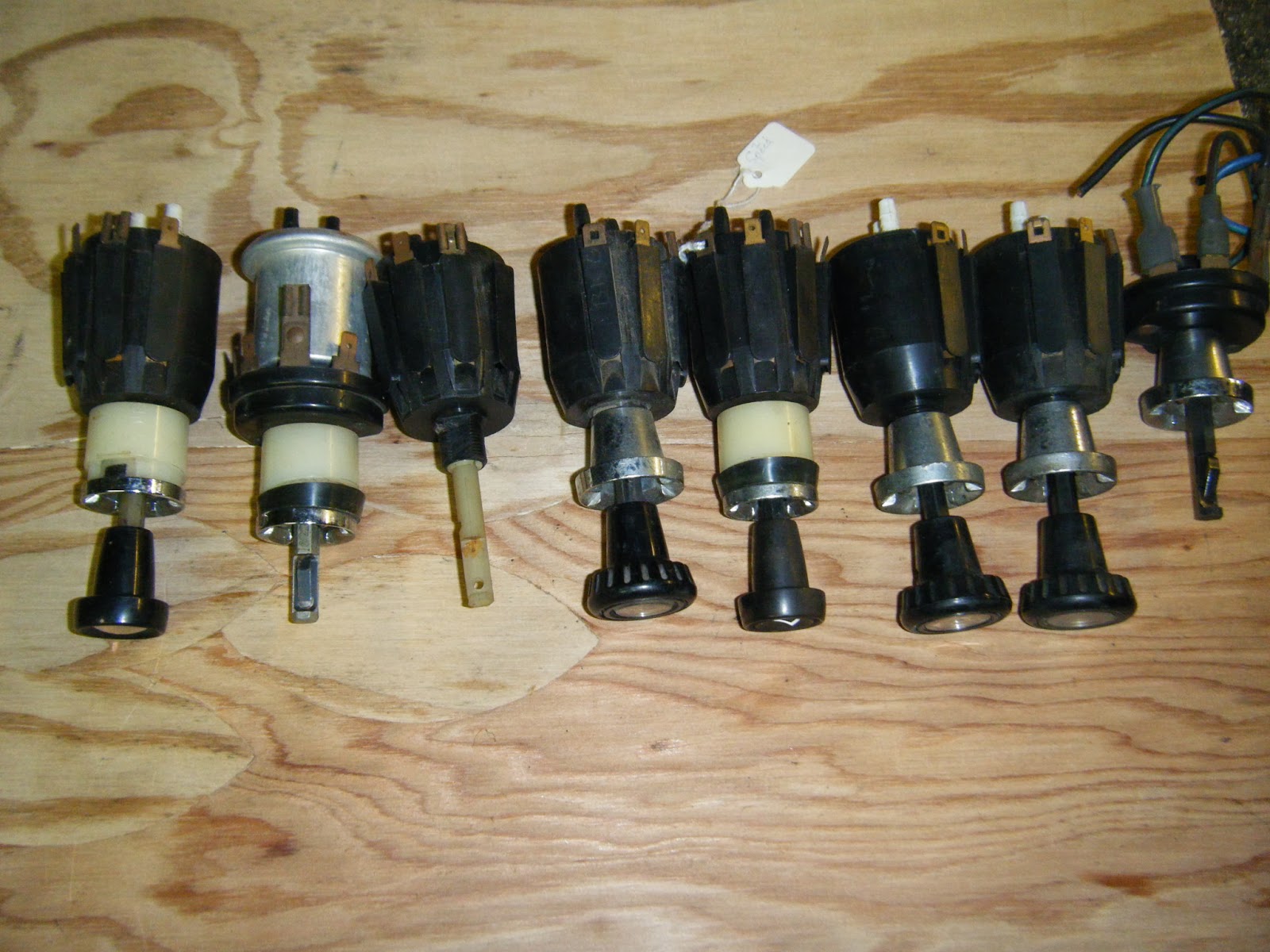 Snyders English Ford Parts: Parts