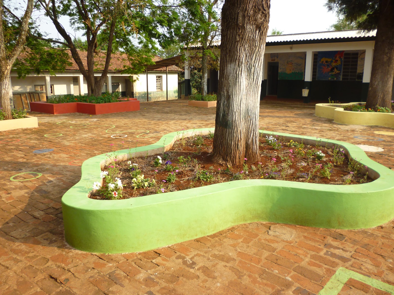 Escola Érico Veríssimo: Revitalização do pátio da escola