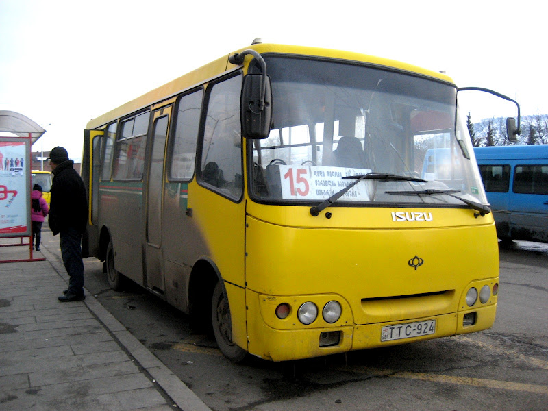 Living Rootless: Tbilisi: Buses, Toasters, and Jam