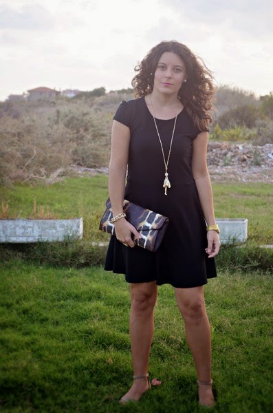lbd, trench, little black dress, mi vestido azul, blog, valencia, castellón, blogger, blog de moda
