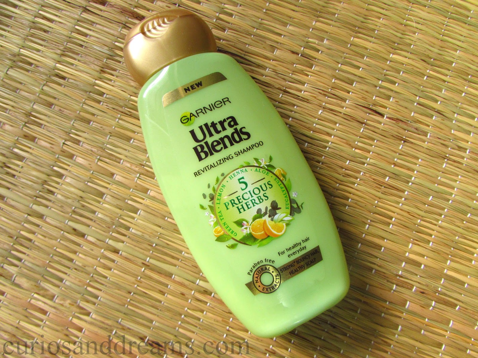 Garnier Ultra Blends Revitalizing Shampoo, 5 Precious Herbs Review