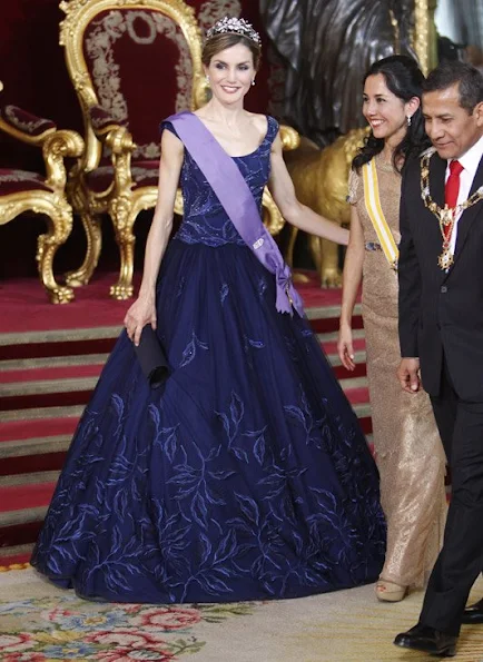 King Felipe VI of Spain and Queen Letizia of Spain host a dinner for Peruvian President Ollanta Humala Tasso and wife Nadine Heredia Alarcon