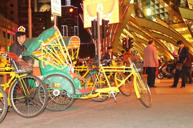 Tricyclos of Macau and the casino night life